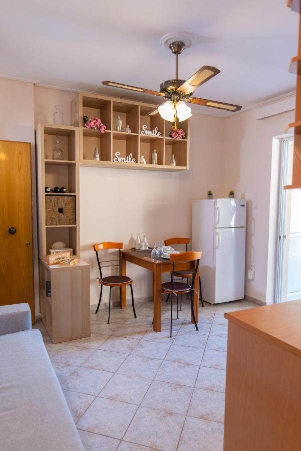 Ferienwohnung Smile Sea Kalamata Exterior foto